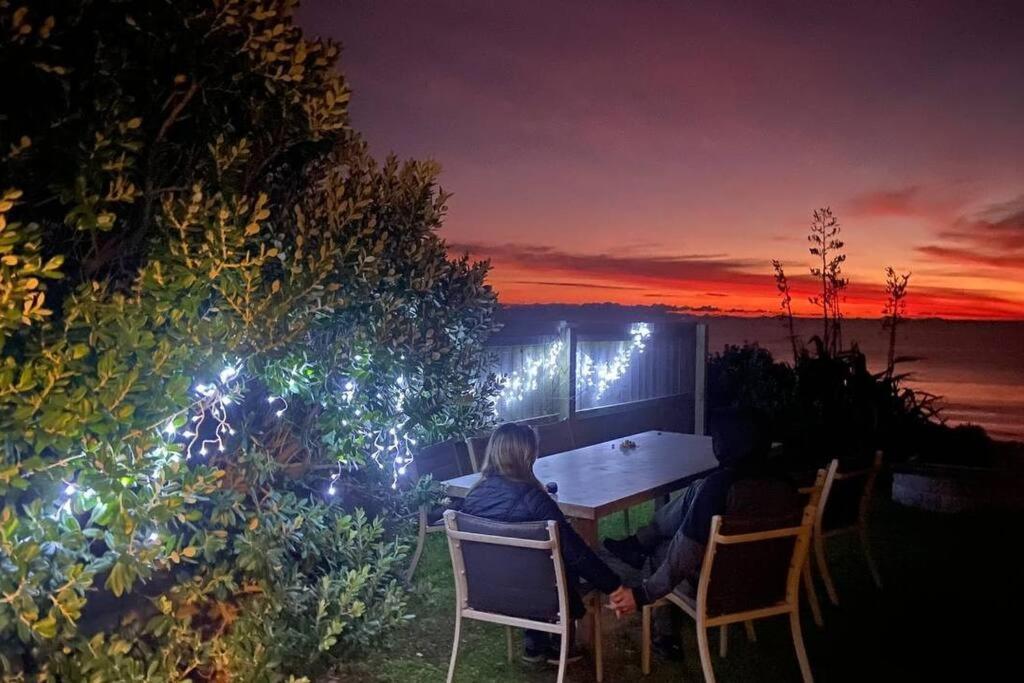 Beachfront Bliss Paraparaumu Exterior foto