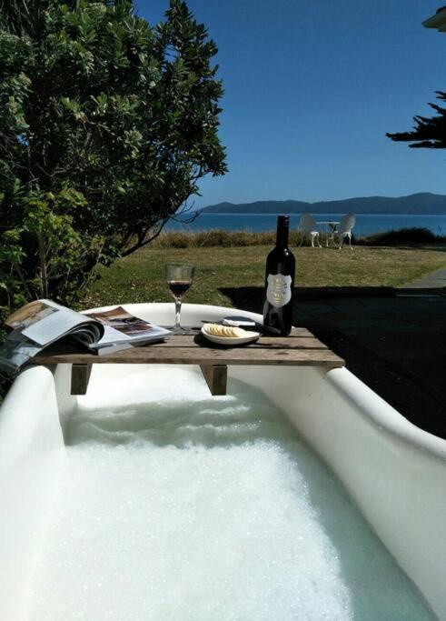 Beachfront Bliss Paraparaumu Exterior foto
